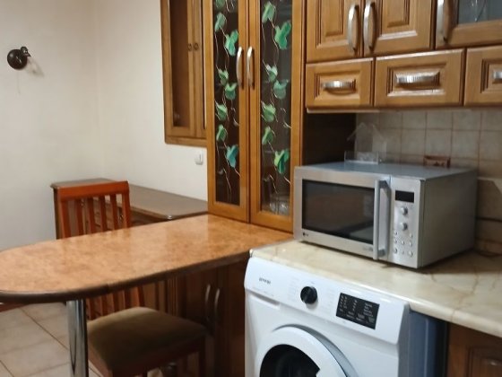 Центр! Оренда хорошої 2 кім.квартири  район  в.Липинського. Львів