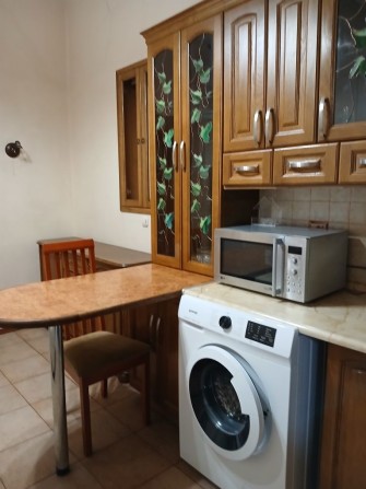 Центр! Оренда хорошої 2 кім.квартири  район  в.Липинського. - фото 1