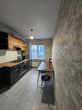 Здам 2 кім. квартиру з ремонтом ж/м Парус, перша здача! - фото 1