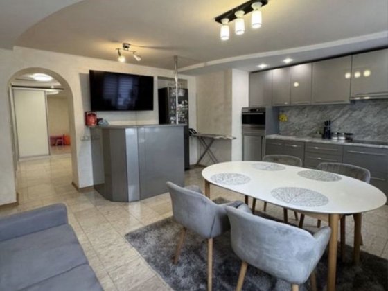 Сдам 3к квартиру на ж/м Тополя-1 Вул. Мукаша Салакунова 12 Днепр