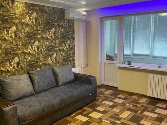 Сдам однокомнатную квартиру ж\м Тополь Днепр