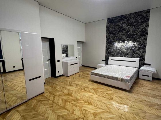 Оренда 1-кімнатної квартири Площа Ринок ЦЕНТР МІСТА ПЕРША ЗДАЧА Львів