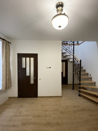 Оренда 2 кім. квартири пл. Липнева бічна вул. Героїв УПА - Городоцька - фото 1