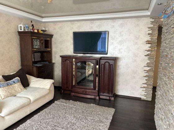 Оренда квартири 3 х  кімнатної Днепр