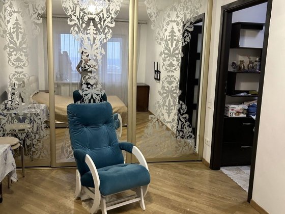 Оренда 2х кімнатної квартири у Комунарському р-ні (Космічна 22) Запорожье