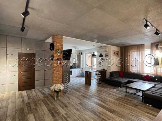 До вашої уваги пропонується 3 - кімнатна квартира в ЖК Бородіно Запорожье