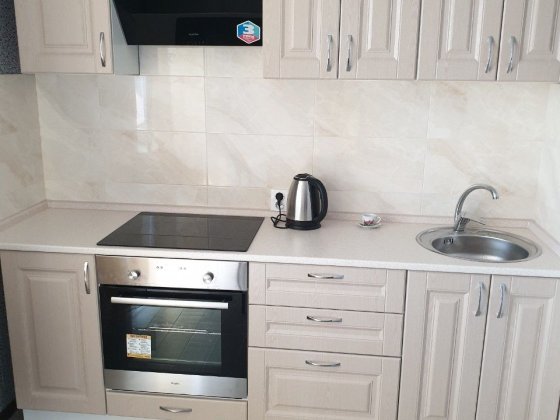 Власник. Сонячні батареї. Все працює без світла.. Киев