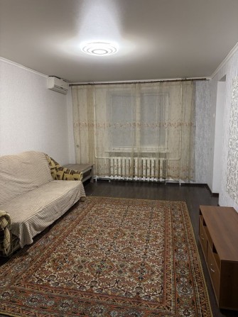 Сдам 1 комнатную квартиру - фото 1