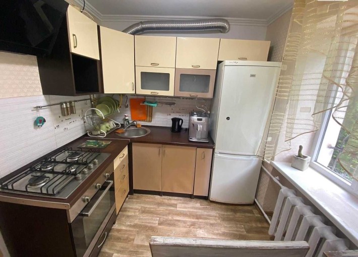 Здається 1-к квартира по вул. Братів Дужих (ближній центр) - фото 1