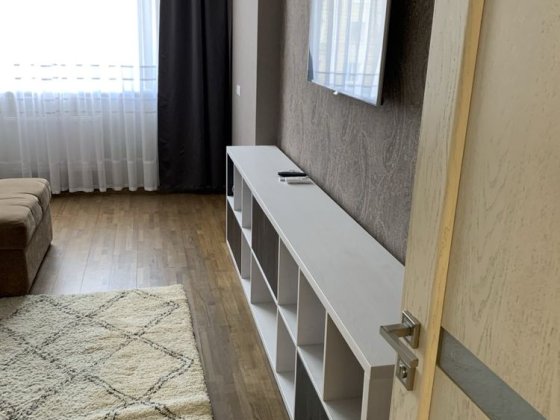 Здам в оренду двокімнатну на Скакуна Киев