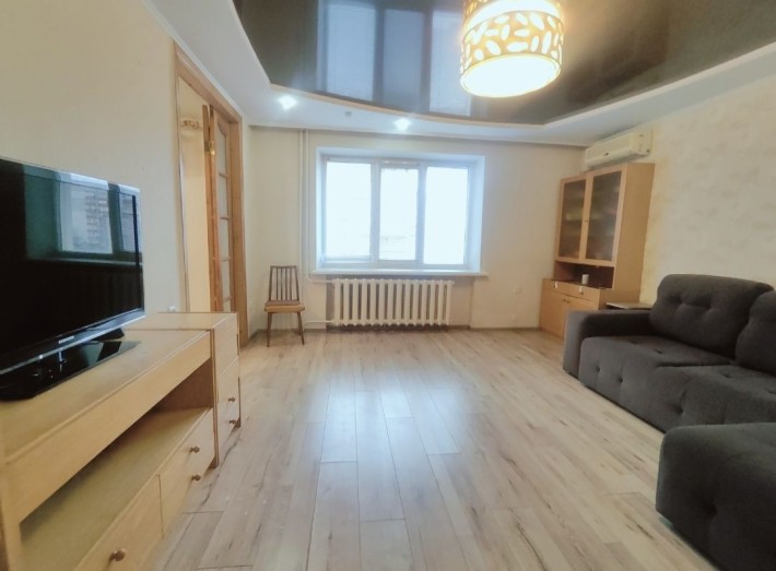 Сдам 2к квартиру на Красном Камне, кирпичный дом - фото 1