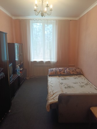 Сдаю 2к/кв Космонавтов (ЮТЗ) 3/3 стал.мебель,техника 5500 - фото 1