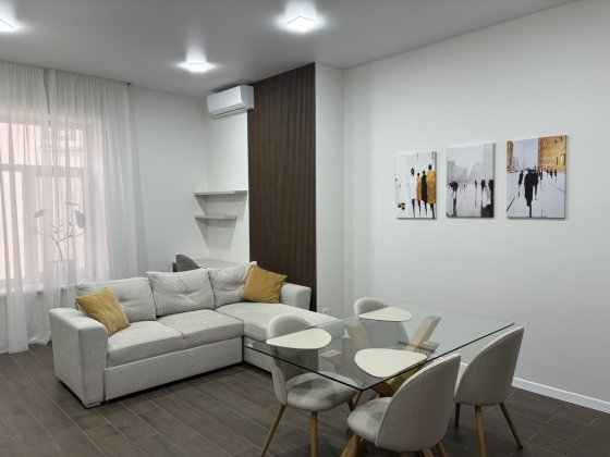 Сдам 2 комнатную квартиру! Центр! Екатериненская! Одеса