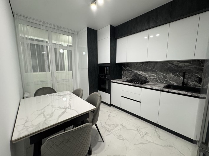 Оренда квартири в новобудові по вулиці Любінська біля парку - фото 1