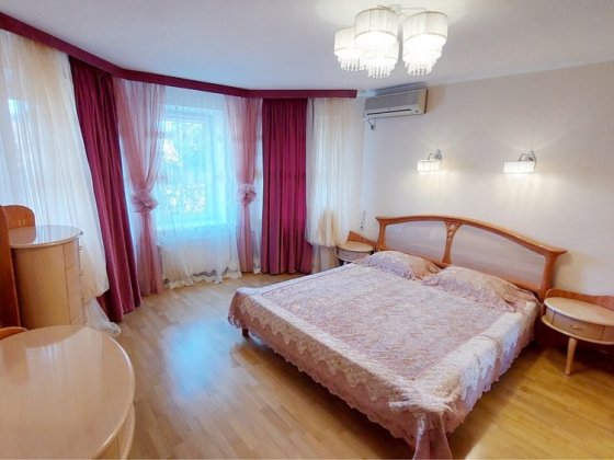 Сдам 3к квартиру Троицкая. Центр Днепр