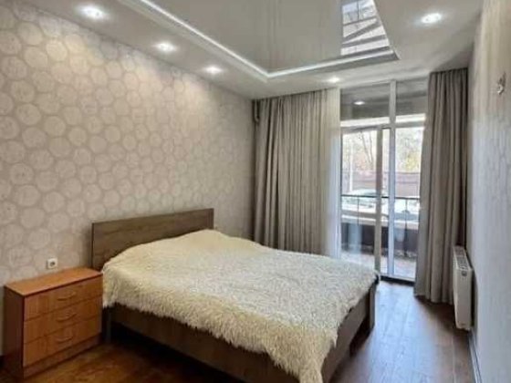 Оренда 2 кімнатної квартири з терасою. Новобудова. Франківський район Львів