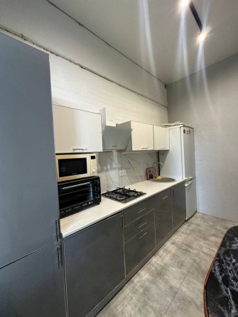 Средняя  3 х комн квартира с газоаой плитой - фото 1