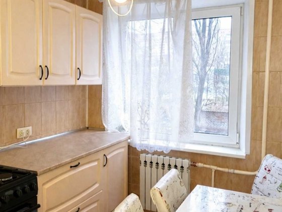 Сдам 2-х комнатну  р- н Березинка Днепр