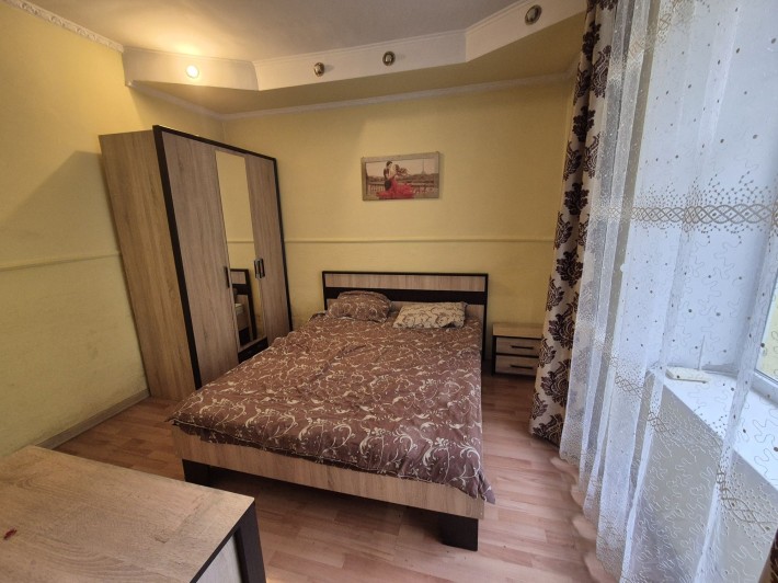 Здам 1 кімнатну квартиру біля костелу  Єлизавети - фото 1