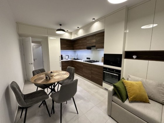 Оренда 1к кв кухня-студія вул Угорська Новий  Львів Львов