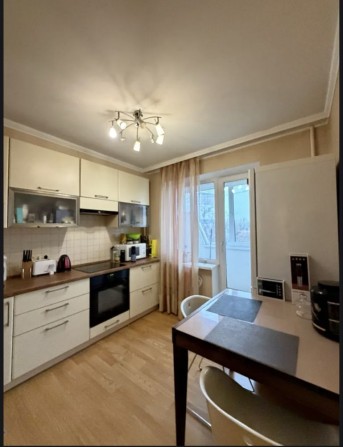 Сдам 2 комнатную квартиру - фото 1