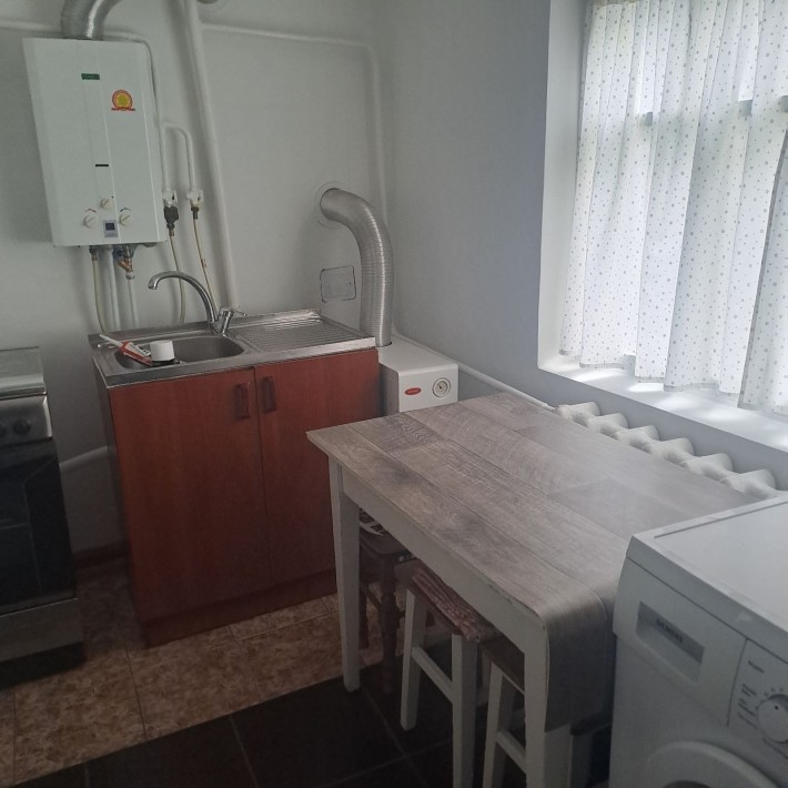 Срочно сдам 2к/к в р-не Центра в частном секторе! - фото 1