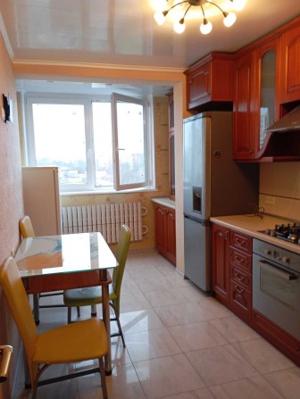 Сдам 3-комнатную квартиру, Северная 1, ул. Гвардейцев Широнинцев, 91 - фото 1