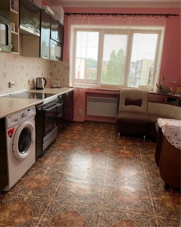 Сдам 2 комнат.квартиру для семьи,людей в командировке ,отчетные докуме - фото 1