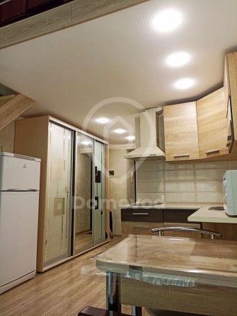 Сдам 2х-Уровневую-Квартиру, Холодная гора, метро 5мин. шагом. - фото 1