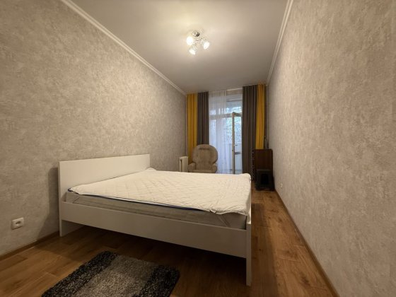 Аренда евро 2-ку в Центре ул Декабистов Миколаїв