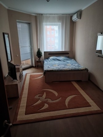 Сдам 1 комнатную Таирова Небесной Сотни - фото 1