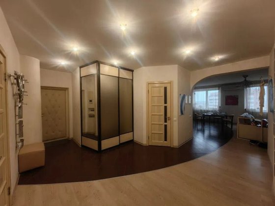 Здається просторна 3 комн.квартира 115 м2 пр. Гагаріна Харків