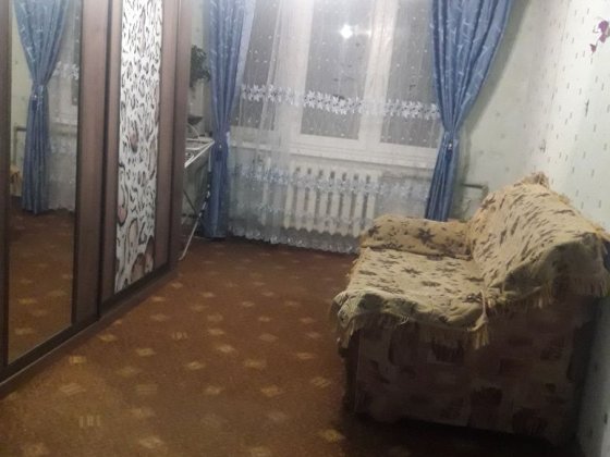 Сдам 1-к малосемейку на длительный срок 12 квартал Днепр