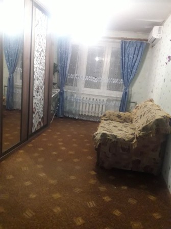 Сдам 1-к малосемейку на длительный срок 12 квартал - фото 1