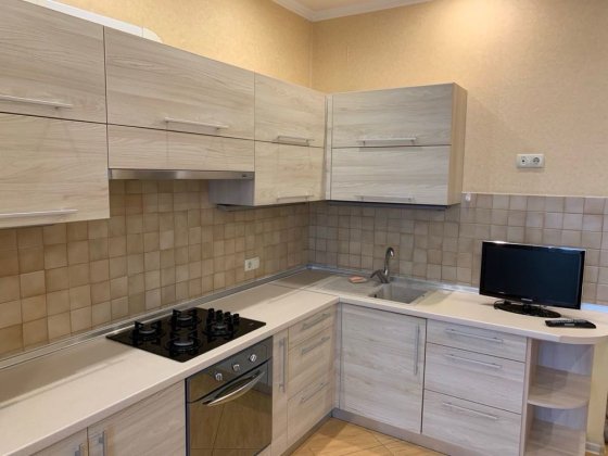 Сдам 1 комнатную Левитана 141, закрытый двор Одесса