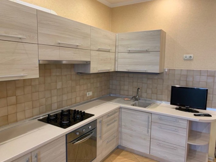 Сдам 1 комнатную Левитана 141, закрытый двор - фото 1