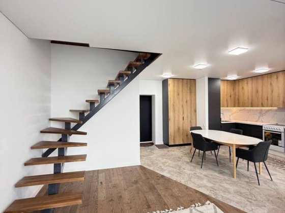 Перша здача. ЖК Сейф Таун, вул. Кульпарківська, двохрівнева квартира Львів