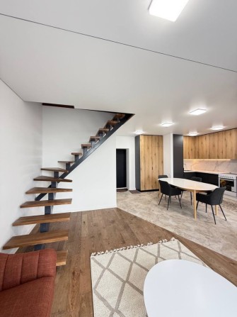 Перша здача. ЖК Сейф Таун, вул. Кульпарківська, двохрівнева квартира - фото 1