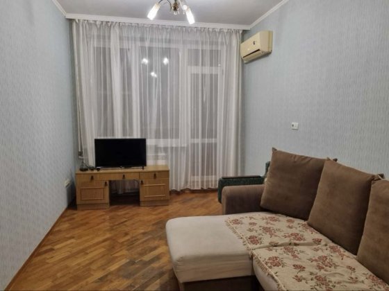 Сдам хорошую 2 к кв, с ремонтом возле метро Масельского Харьков