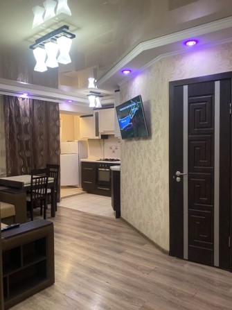 Оренда 2к-студії на проспекті Центральному - фото 1