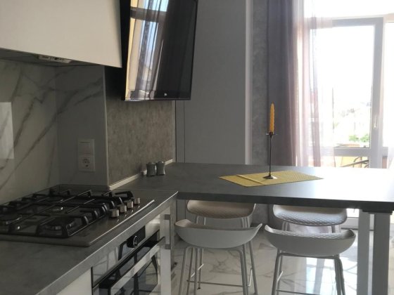 Сдам шикарную 1к.кухня-студия и спальня ул.Долгая Одесса