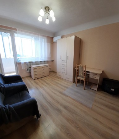 Сдам 1 к. квартиру на Гвардейцев Широнинцев - фото 1