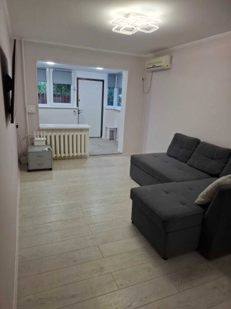 Ексклюзивна з додатковим виходом  2-х кімн.кв. в оренду від власника - фото 1