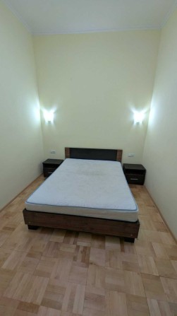 Оренда 2 кімнатної квартири вул Хмельницького ( Почакток ) - фото 1