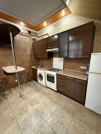 Оренда однокімнатноі квартири вул. Шпитальна - фото 1