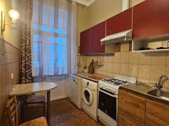 Ближній ЦЕНТР, Оренда 1 кім. кв-ри по вул. Олени Степанівни Львів