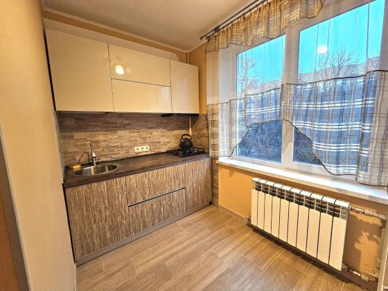 Свежий ремонт, метро Студенческая Харьков