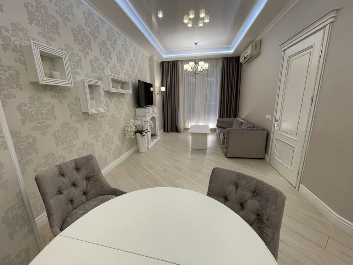 Выход под генератор ! Своя 2 комн. Гагарин Плаза с террасой - фото 1