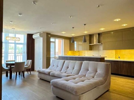 Оренда 3 кім. квартири ЖК Веселка вулиця Залізнична Львів