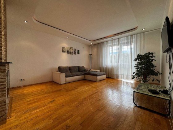 Оренда 3 кімнатної квартири вул. Варшавська 136( Чорновола) Львов